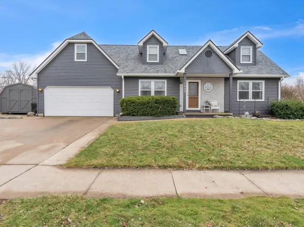 1406 Fairview Run, Kendallville, IN 46755