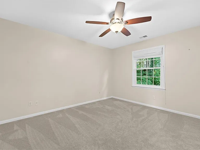 4496 Windsor Oaks Dr — Photo 33