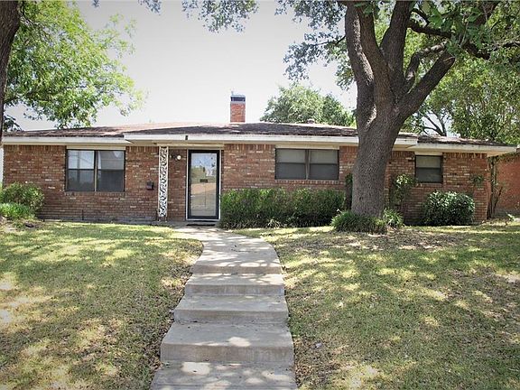 3rd image of 1343 La Porte Dr