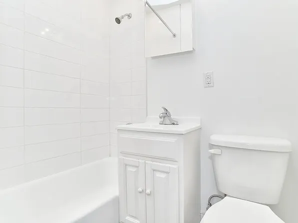 152 East 22nd Street 1D image 3 of 3