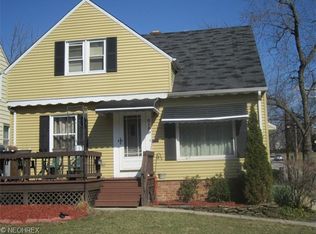 5189 Camden Rd, Maple Heights, OH 44137