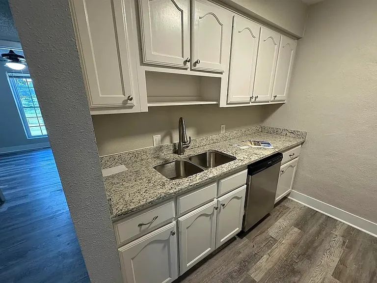 600 Scenic Highway 215 — Photo 9
