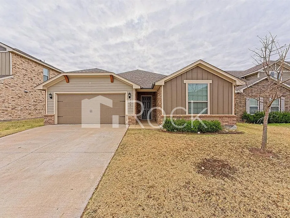 2301 Scarlet Ln