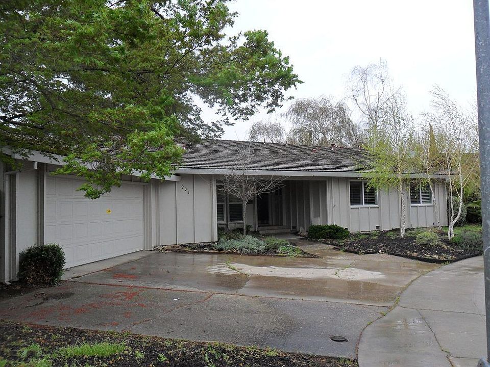1st image of 901 Peachwood Ct