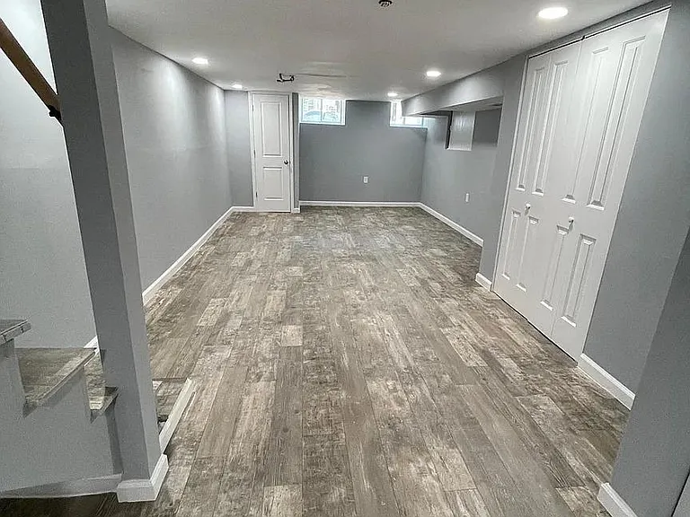 168 Green Ln #1 — Photo 3