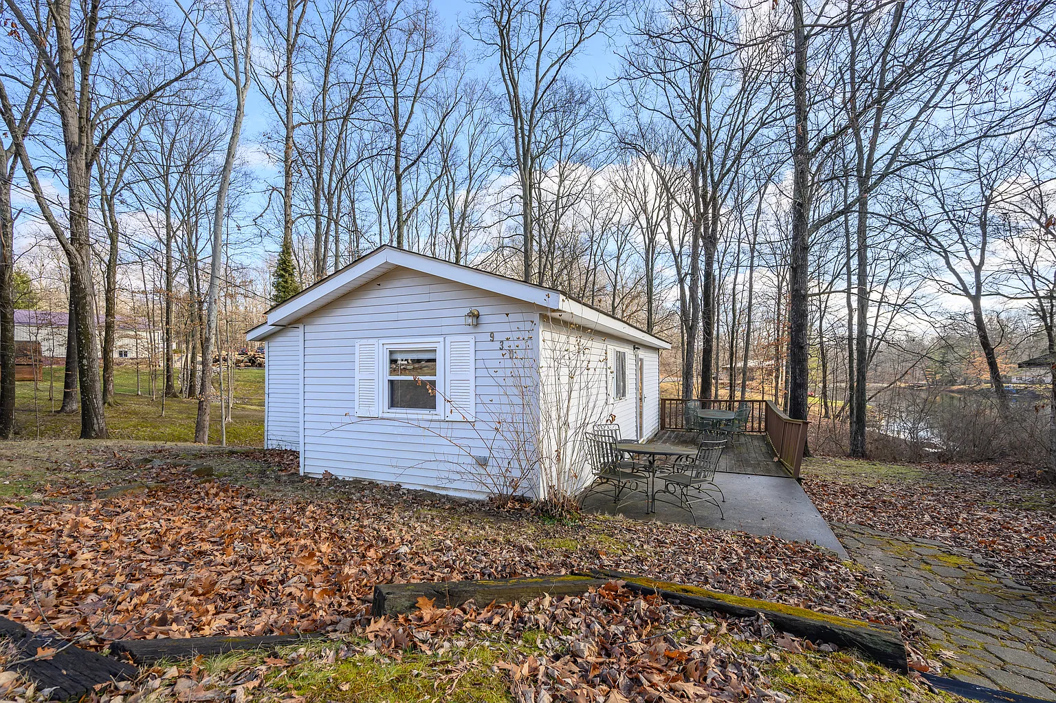 930 W Lakeview Dr photo 1