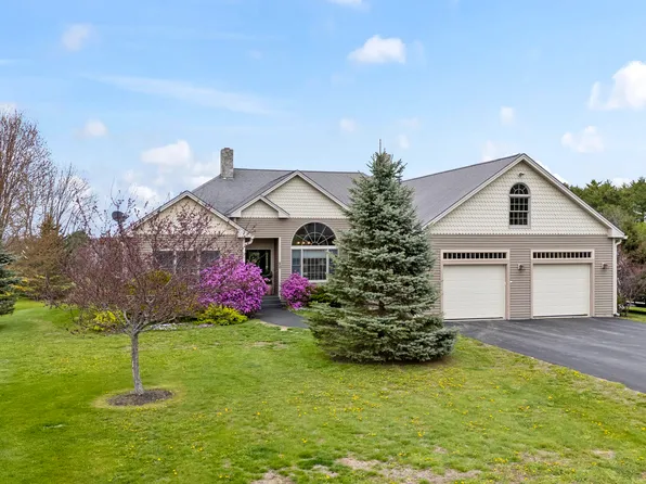 20 Cortland Avenue, Turner, ME 04282