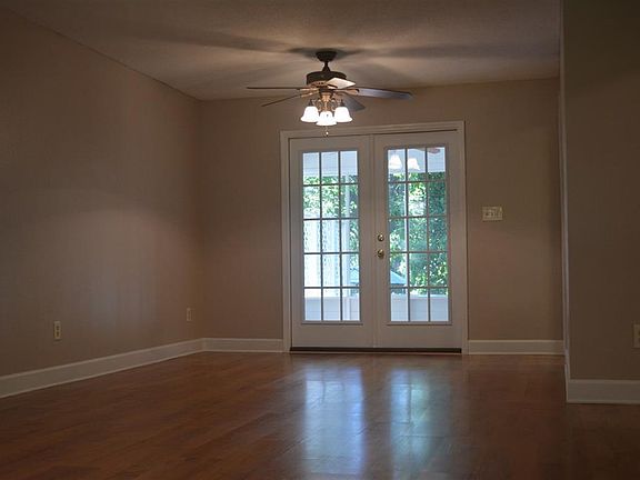 5th image of 12038 Cedar Bluff Trl