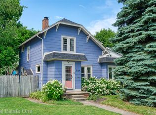 904 Michigan Ave, East Lansing, MI 48823