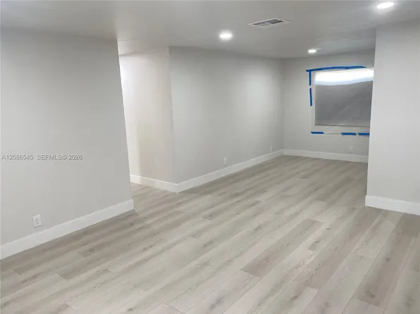 5010 NW 22nd St, Lauderhill, FL 33313