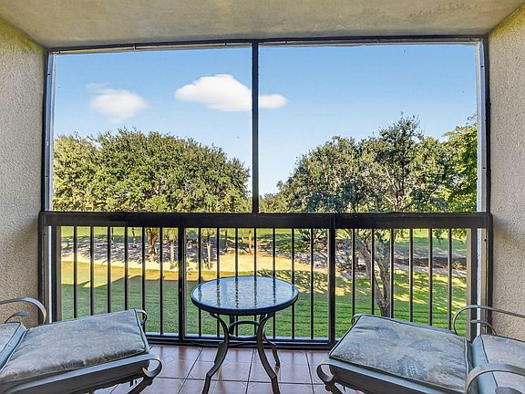 5th image of 1736 Bridgewood Drive