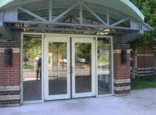 273 Cambridge Rd APT 203, Woburn, MA 01801