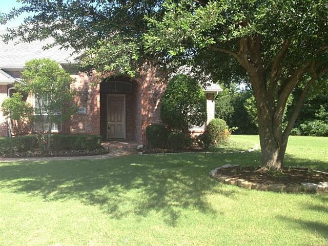 1st image of 3829 Basswood Ln