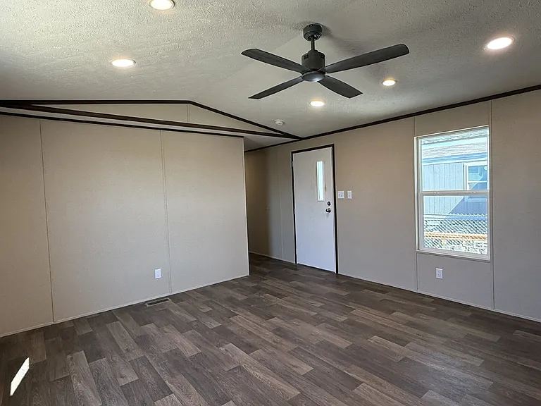 1866 El Dorado Dr — Photo 11