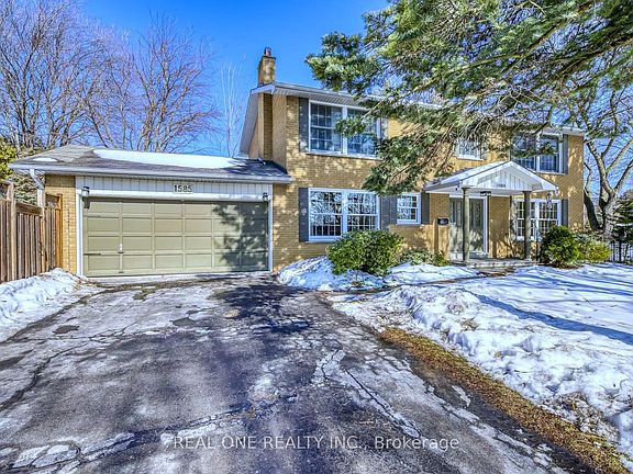 2nd image of 1585 Crombie Rd