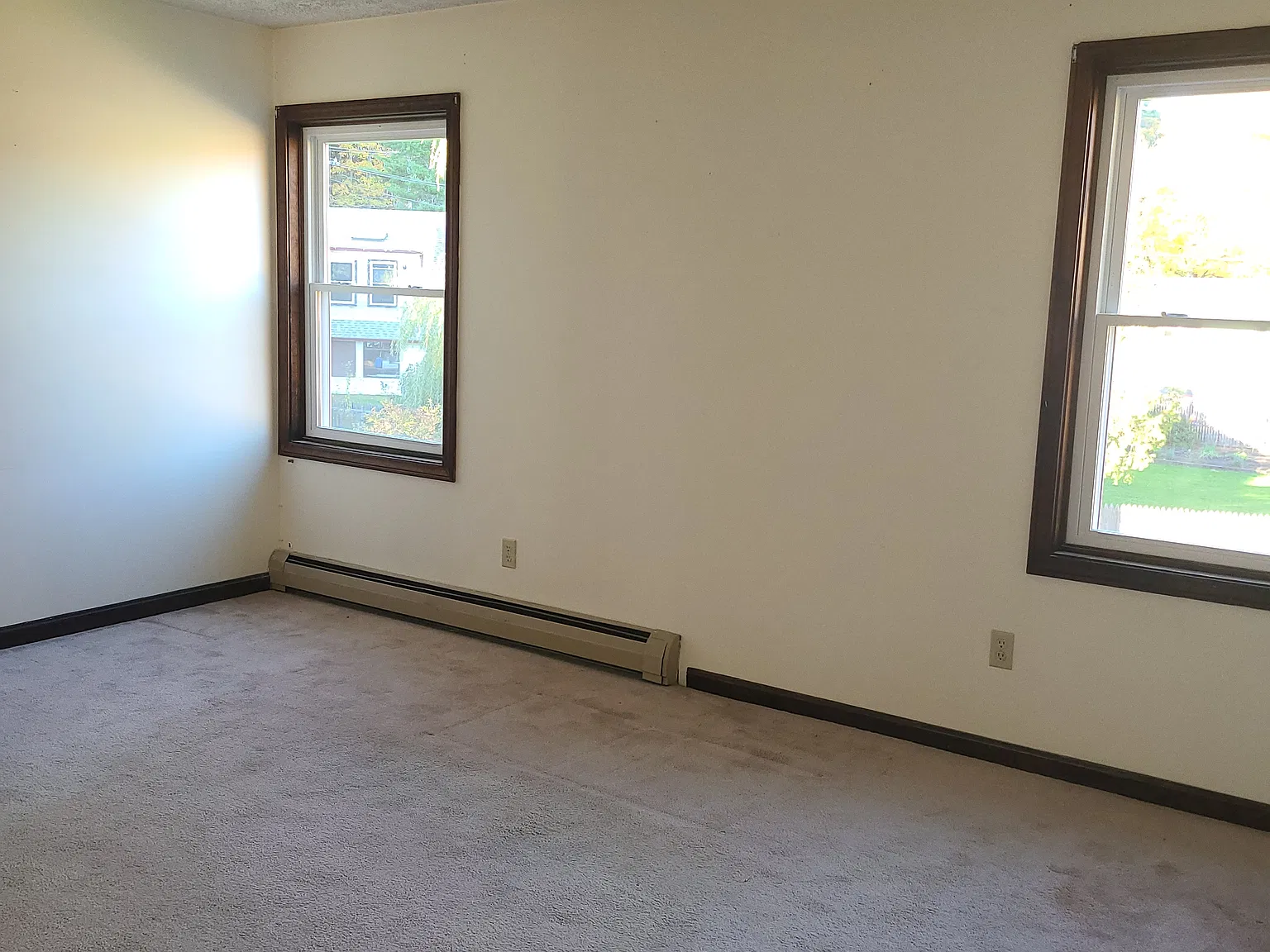 2 bed, 1100 sqft, $2,300 — Photo 1