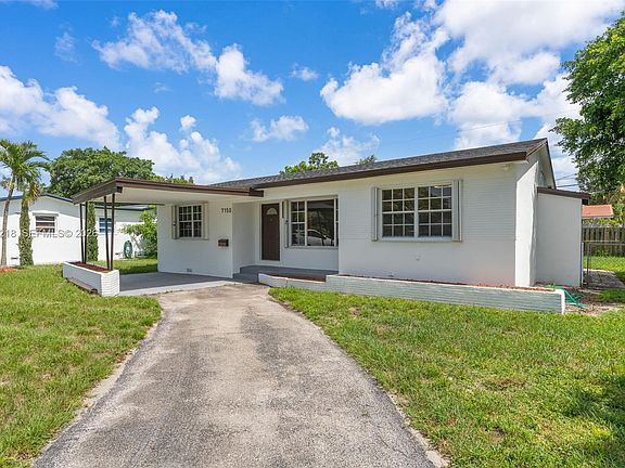 3rd image of 7150 SW 10th St