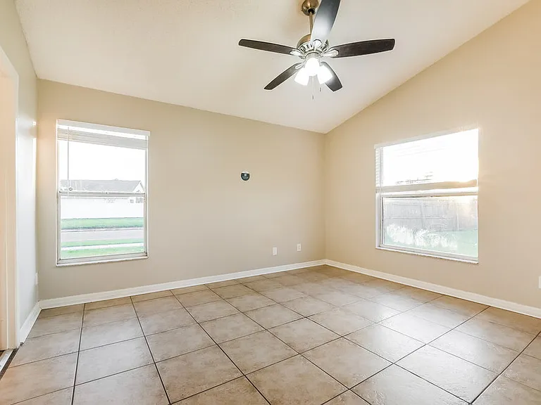 4732 Fort Bravo Ct — Photo 9