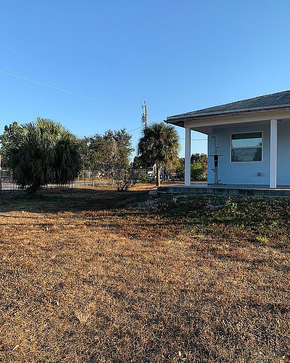 1st image of 218 Bald Cypress Ave
