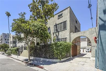 4023 W 6th St — Photo 14