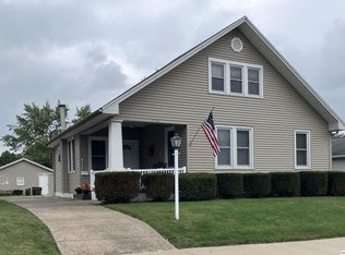 1516 Chestnut St, Quincy, IL 62301