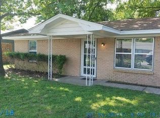 206 E 10th St, Kaufman, TX 75142