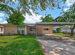 5810 Flamingo Dr, Houston, TX 77033