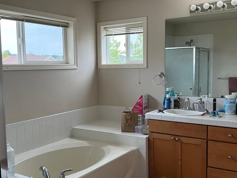 19128 NE 65th Way — Photo 23