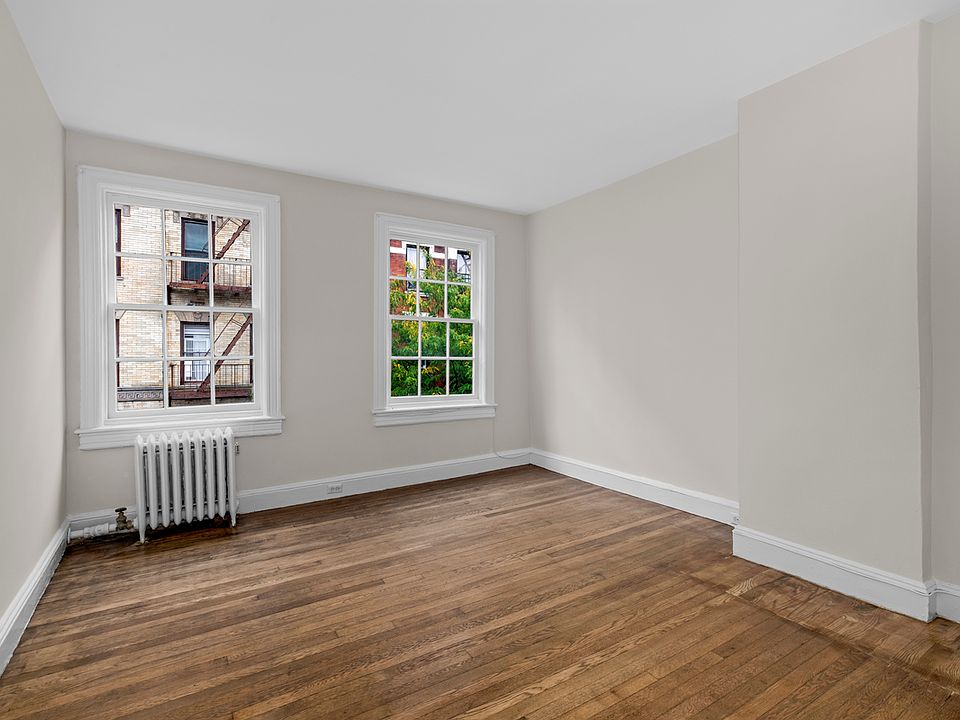 1st image of 305 W 4th St #3A