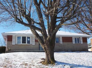 706 Memorial Dr, Beech Grove, IN 46107