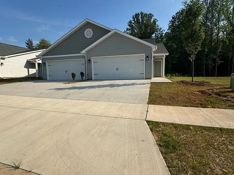 136 Brawley Villas Pl — Photo 4