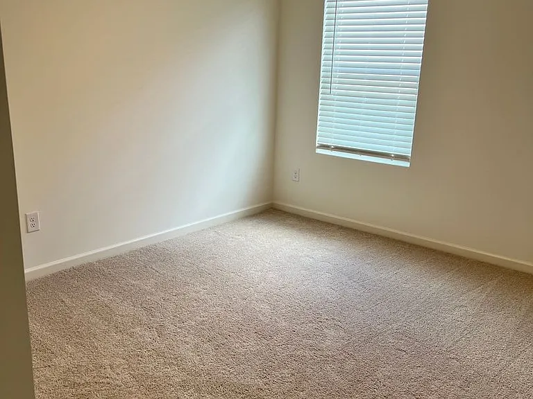 2491 Sky Dr — Photo 8