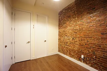 Rented by Rennit Inc.