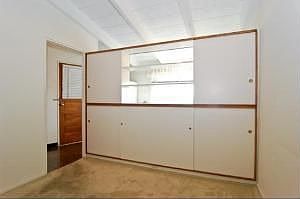2nd image of 6169 N Wolcott Ave APT 4B