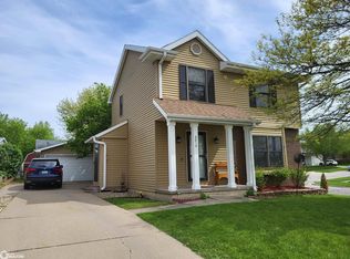 3012 S 14th St, Marshalltown, IA 50158