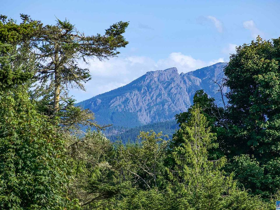 1st image of 118 Three Sisters Way