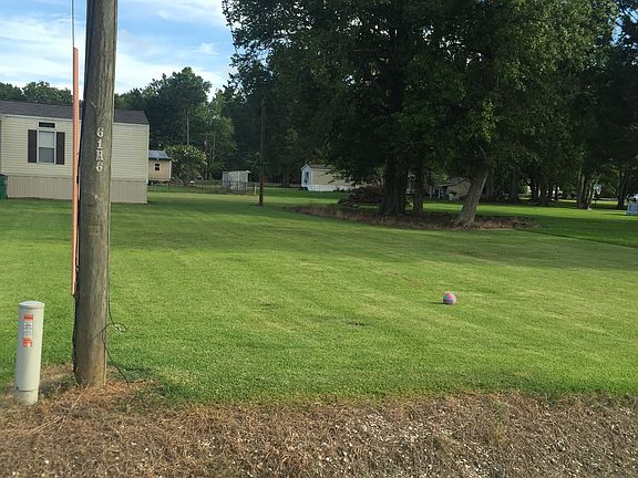 3rd image of 65635 Tot Carline Dr