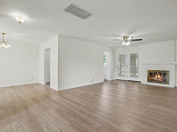 2nd image of 6533 E 58th St
