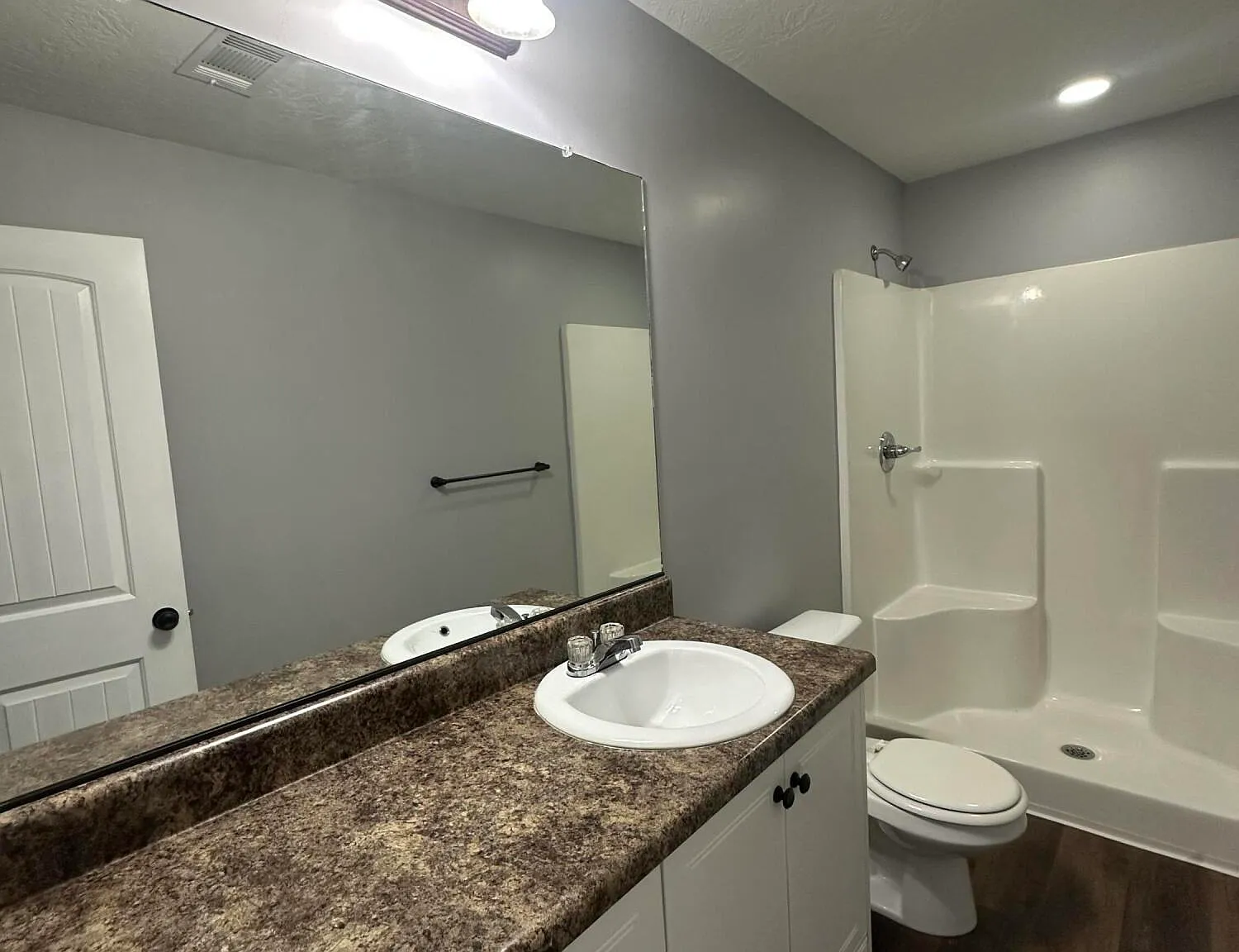 3 bed, 3.0 bath, $1,595 — Photo 3