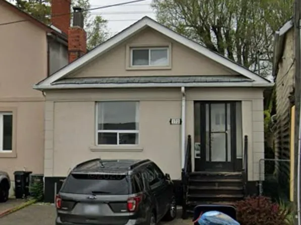 172 Eileen Ave, Toronto, ON M6N 1W1