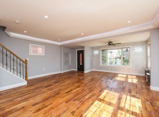 22848 Mentone Ave, Springfield Gardens, NY 11413