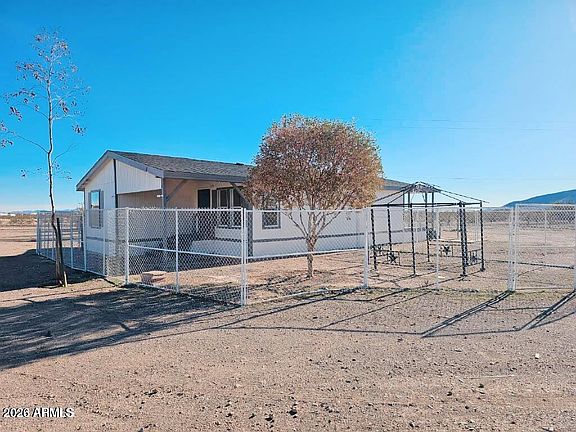 2nd image of 43104 W CATALINA Drive