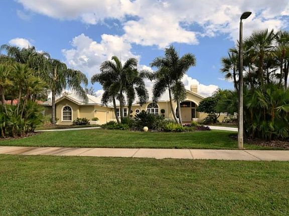 3rd image of 3147 Dick Wilson Dr