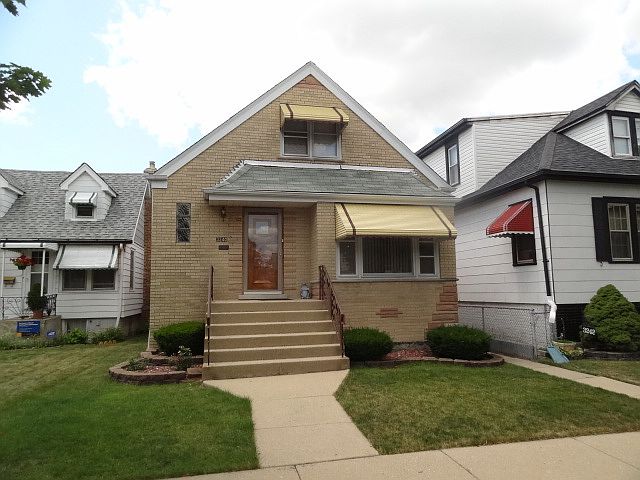 1st image of 3240 N Ottawa Ave