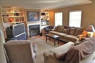3rd image of 3441 Laredo Dr Unit 7