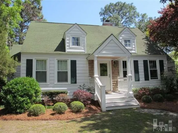 419 Dogwood Ln, Wilmington, NC 28409