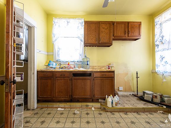 5th image of 3820 W Jackson Blvd