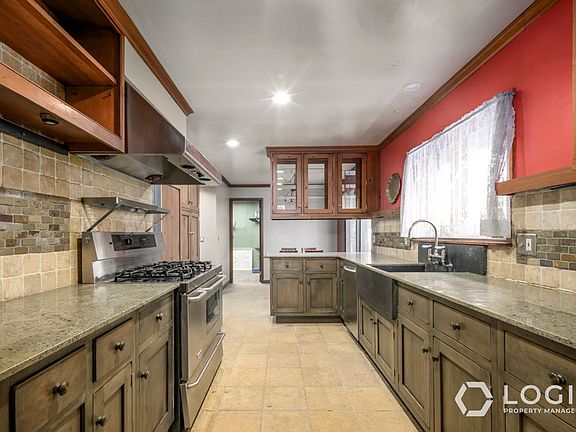 4th image of 2781 E Willow Creek Dr