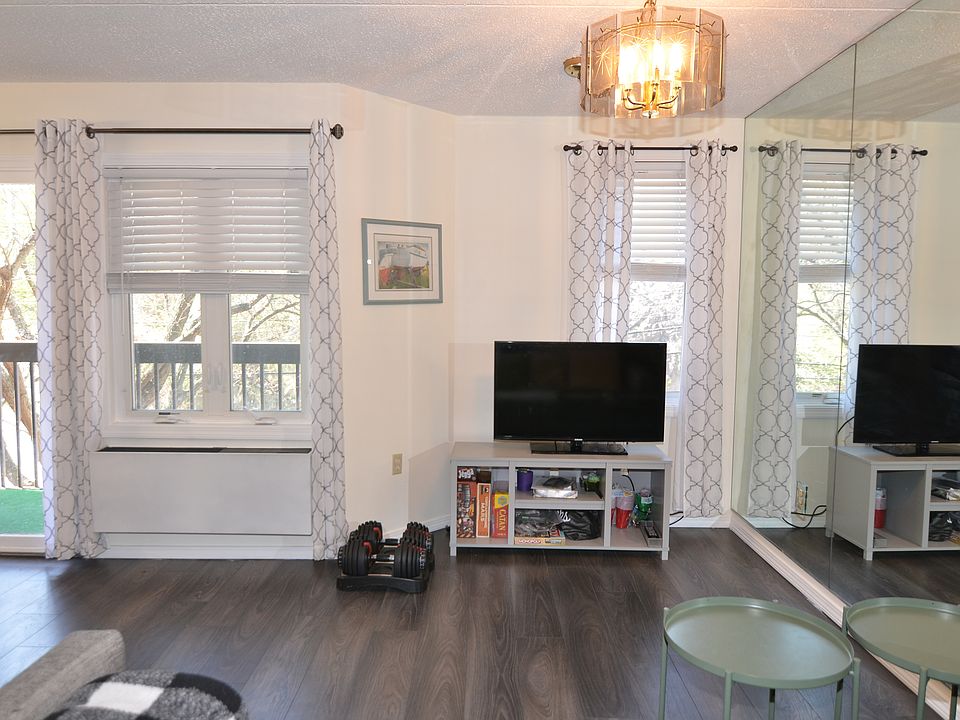 1st image of 366 Quincy Ave Unit 301
