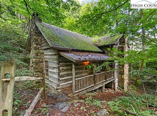 166 Rock Cove Ct, Seven Devils, NC 28604